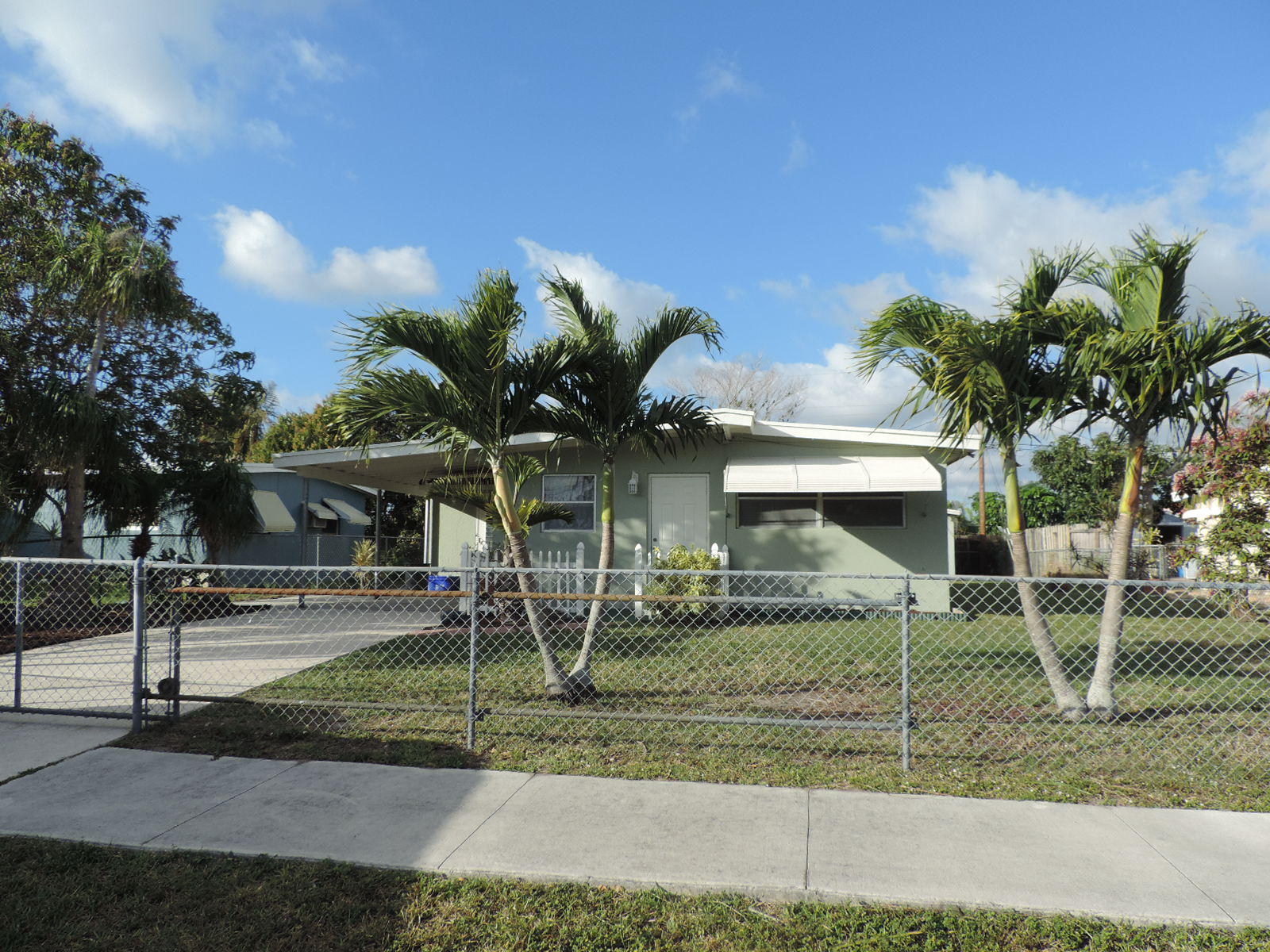 5657 South Rue Road West Palm Beach, FL 33415 - Photo 2 of 32 DSCN0455