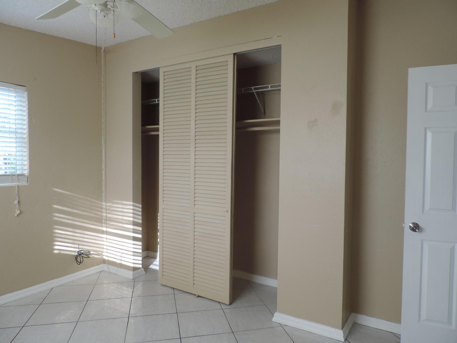 5657 South Rue Road West Palm Beach, FL 33415 - Photo 23 of 32 DSCN0476