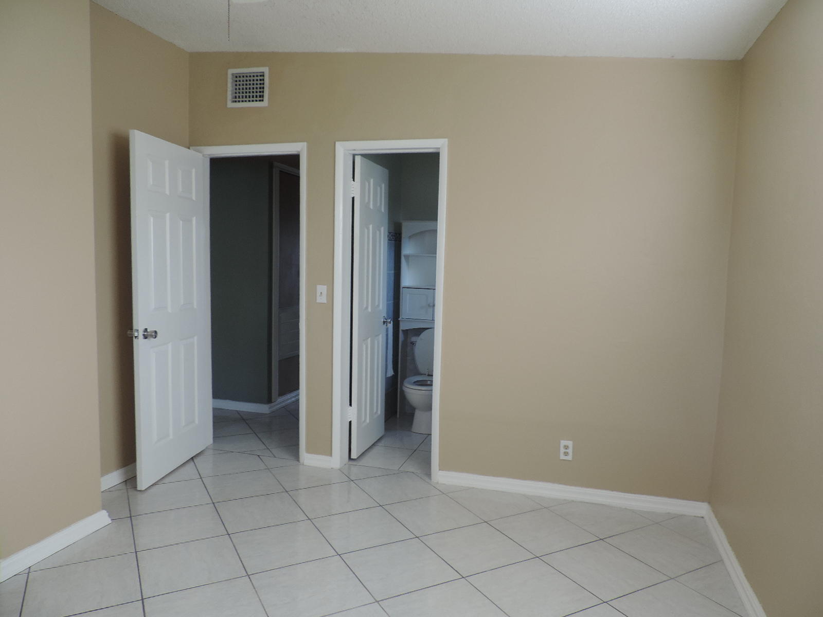 5657 South Rue Road West Palm Beach, FL 33415 - Photo 24 of 32 DSCN0477