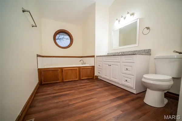 $380,000 | 705 Old 63 South, Columbia, MO 65201