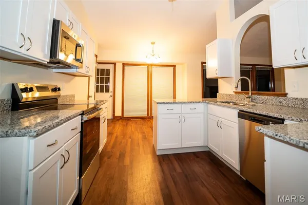 $380,000 | 705 Old 63 South, Columbia, MO 65201