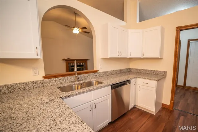 $390,000 | 705 Old 63 South, Columbia, MO 65201