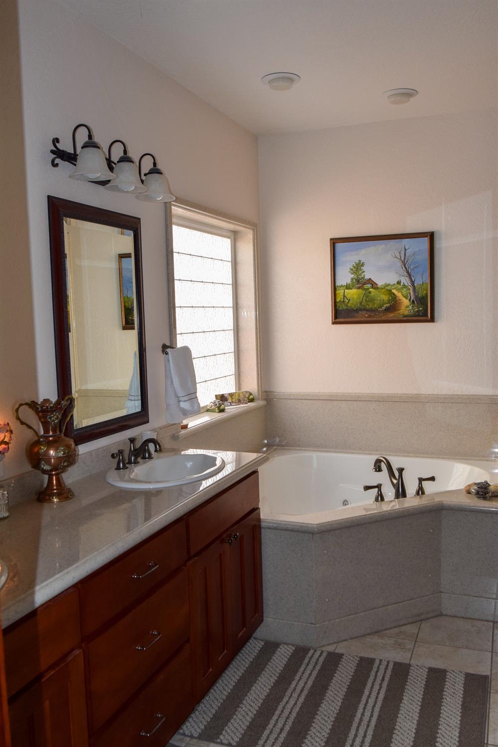 1049 Pumpkin Ridge Eagle Point, OR 97524 - Photo 23 of 34 Additional Photo