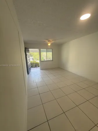 $1,800 | 2622 Northwest 24th Street, Unit 3B, Miami, FL 33142