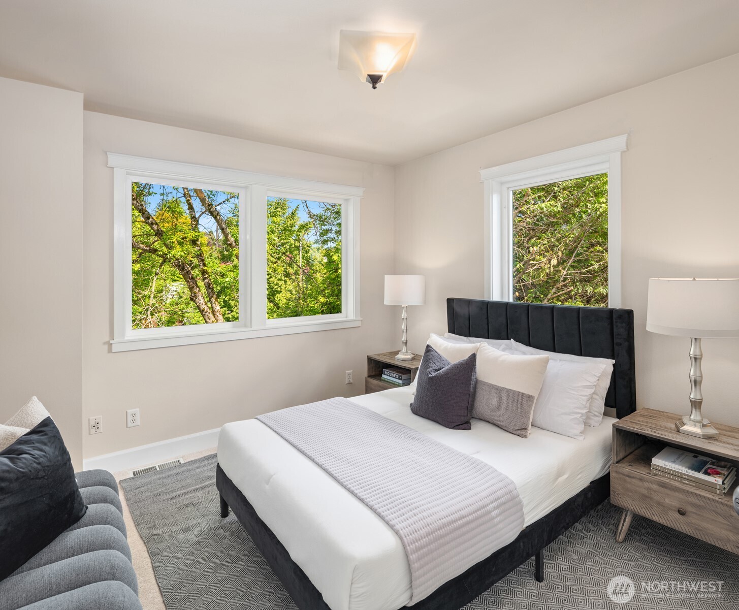4600 Green Lake Way North Seattle, WA 98103 - Photo 23 of 33