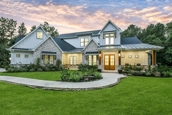 $985,500 | 13142 Royal Hill Court, Montgomery, TX 77316