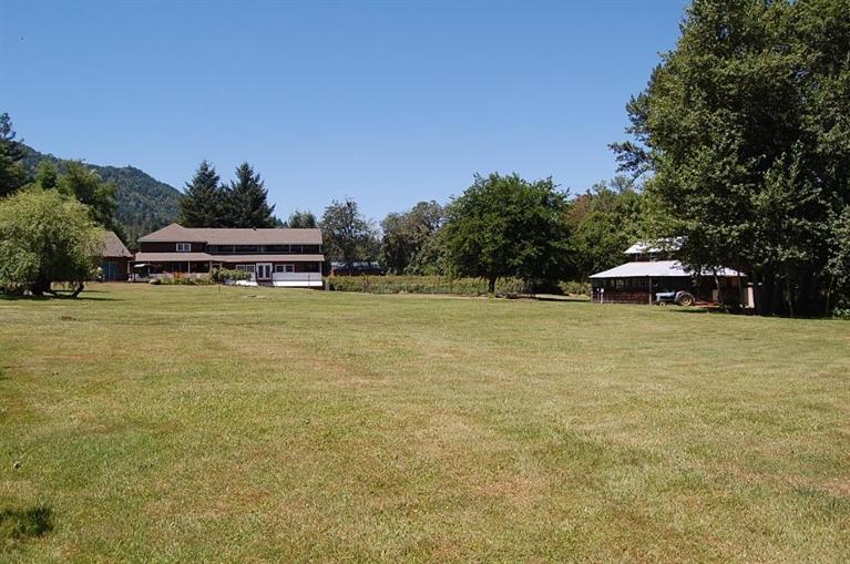 5290 Fish Hatchery Road Grants Pass, OR 97527 - Photo 6 of 35 Additional Photo
