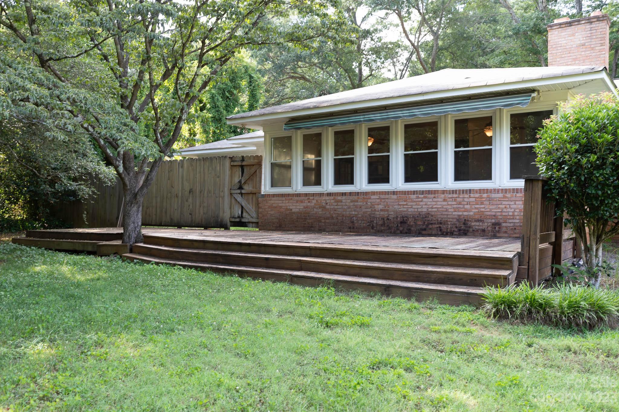 480 Plantation Road Rock Hill, SC 29732 - Photo 19 of 31 a front view of a house with a garden