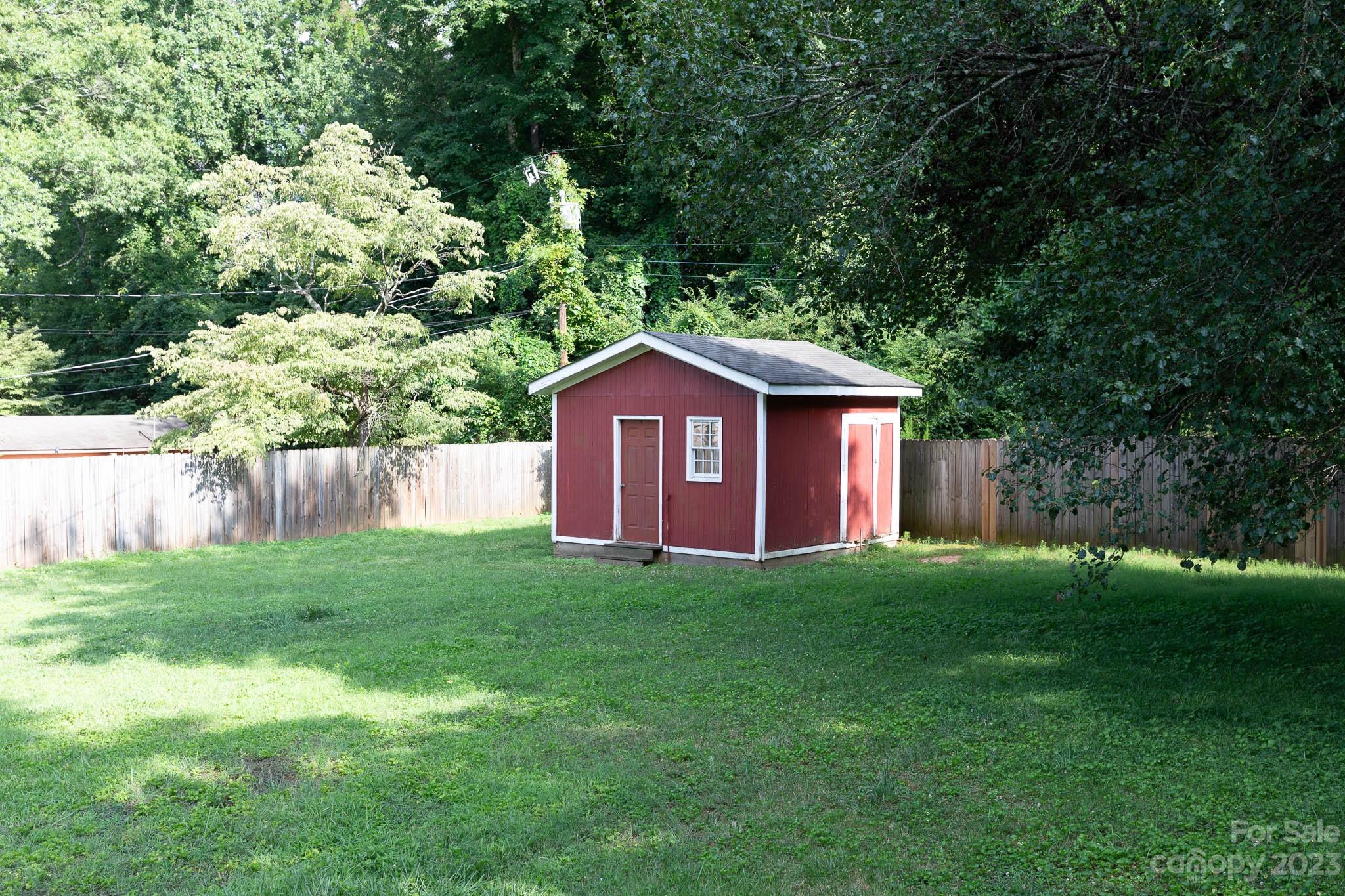 480 Plantation Road Rock Hill, SC 29732 - Photo 26 of 31 a view of a yard with barn house