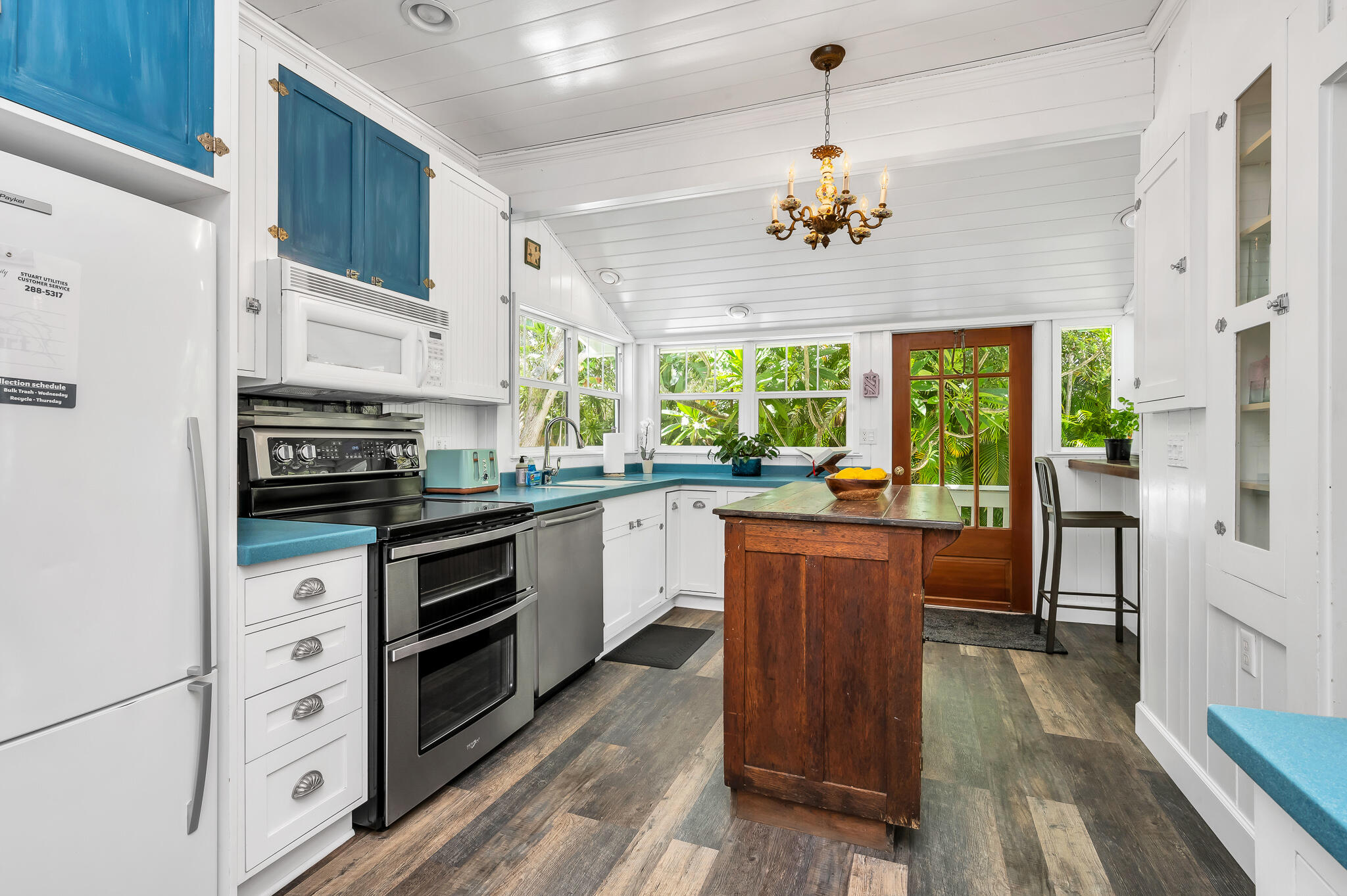 708 Southeast Riverside Drive Stuart, FL 34994 - Photo 17 of 40 6-print-photo-6