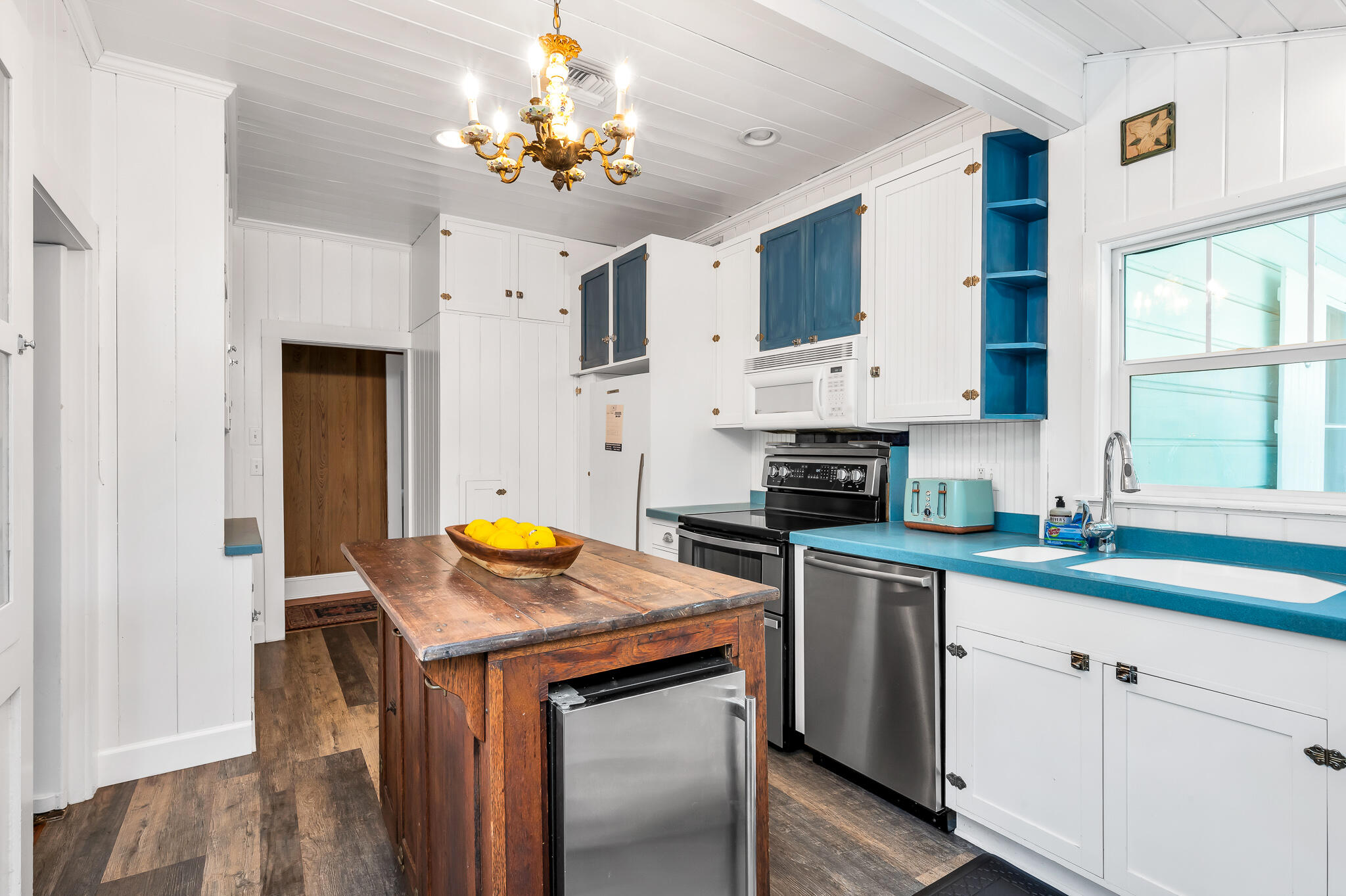 708 Southeast Riverside Drive Stuart, FL 34994 - Photo 19 of 40 9-print-photo-9