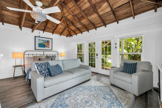 $14,000 | 708 Southeast Riverside Drive, Stuart, FL 34994