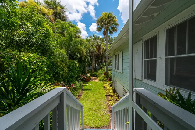 $14,000 | 708 Southeast Riverside Drive, Stuart, FL 34994