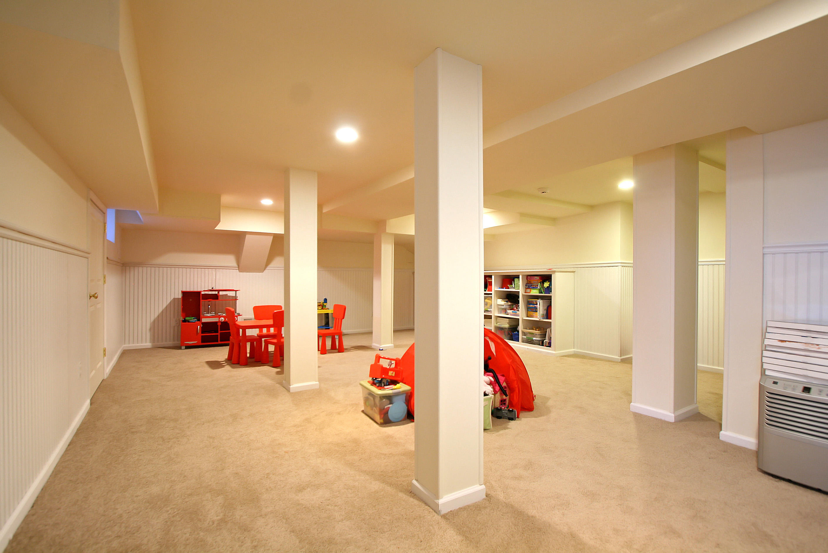 221 Hollow Tree Ridge Road Darien, CT 06820 - Photo 21 of 28 a view of a room with gym equipment