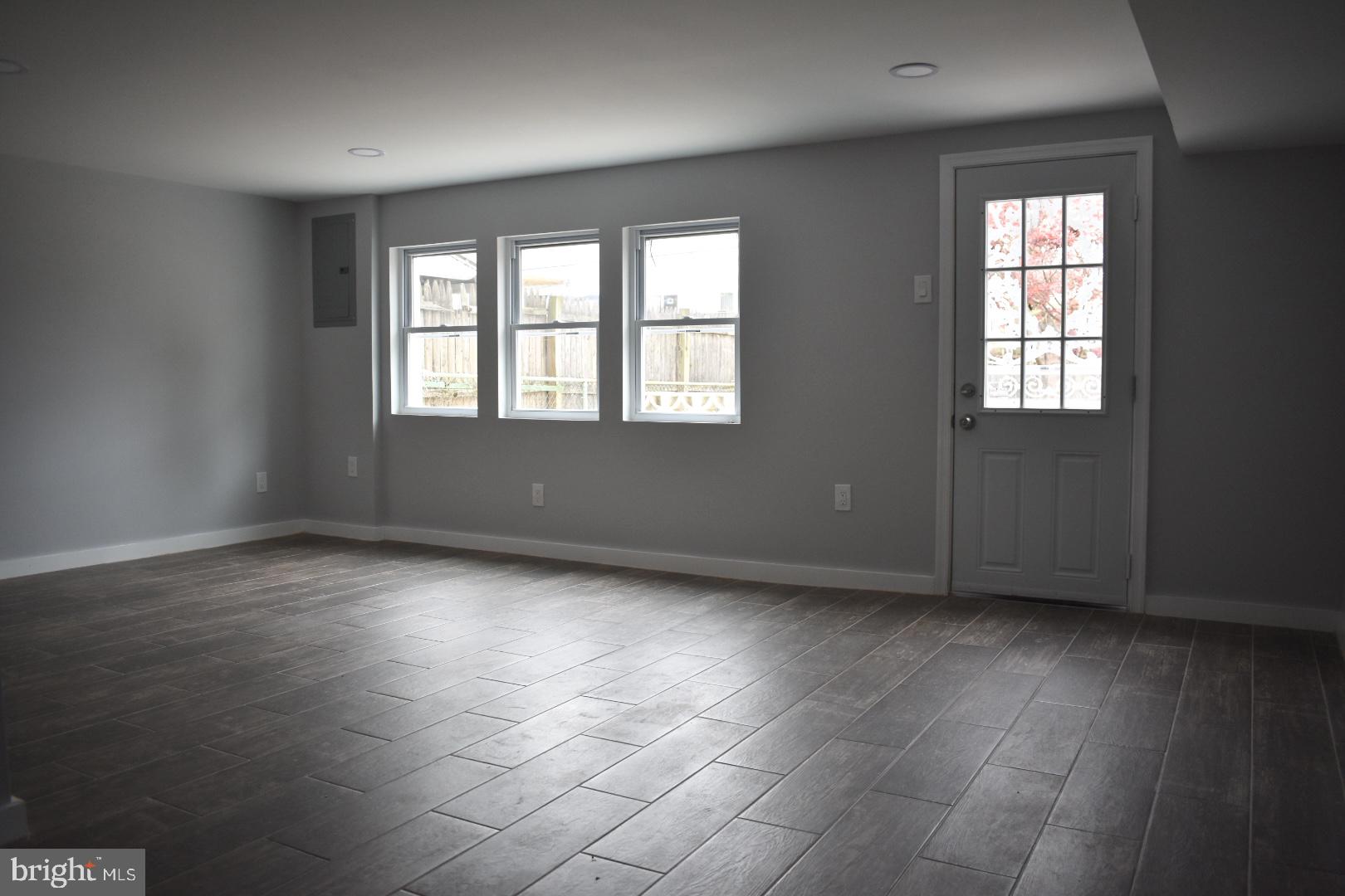 12234 Medford Road Philadelphia, PA 19154 - Photo 20 of 26