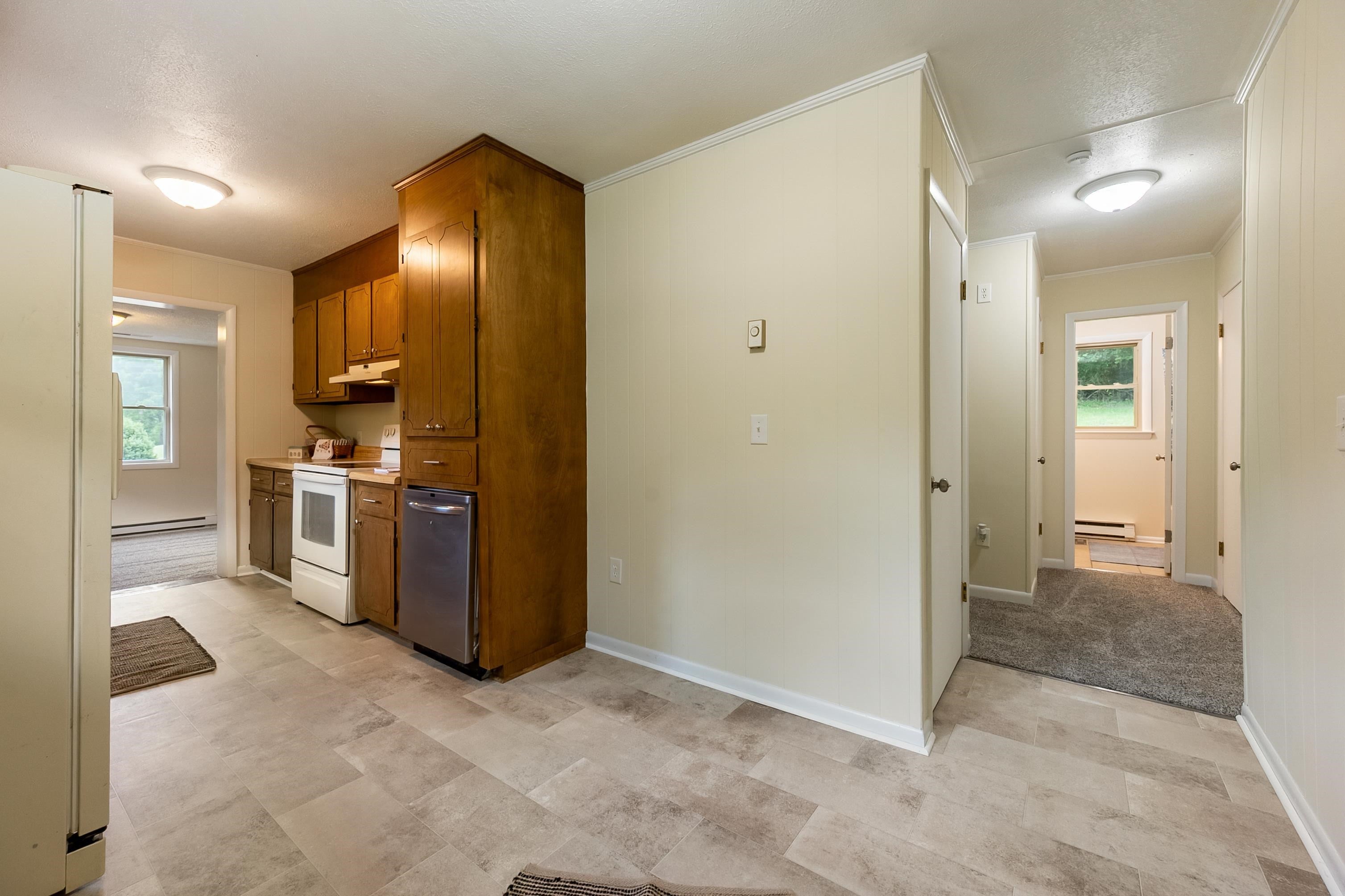 2866 White Rock Road Northwest Floyd, VA 24091 - Photo 12 of 62 Gallery Image 12