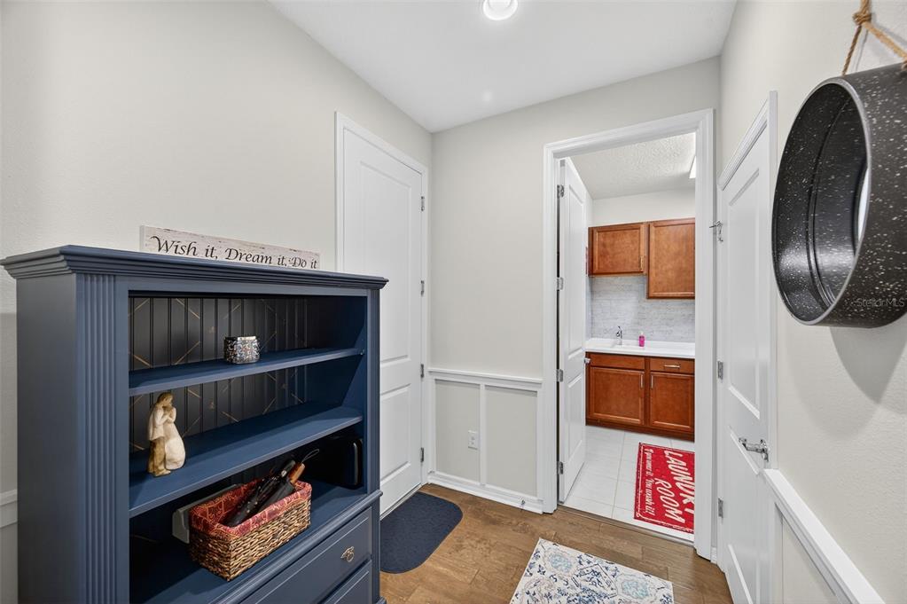 5706 Esker Falls Lane Lithia, FL 33547 - Photo 20 of 76