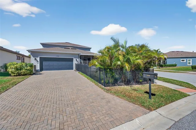 $650,000 | 5706 Esker Falls Lane, Lithia, FL 33547