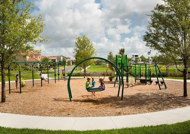 $650,000 | 5706 Esker Falls Lane, Lithia, FL 33547