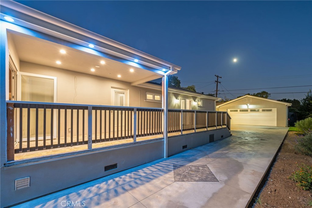 1362 Linden Avenue Glendale, CA 91201 - Photo 8 of 42