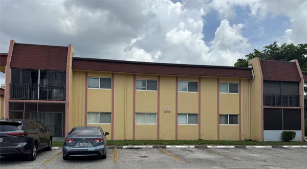 $162,900 | 2850 Northwest 55th Avenue, Unit 2D, Lauderhill, FL 33313