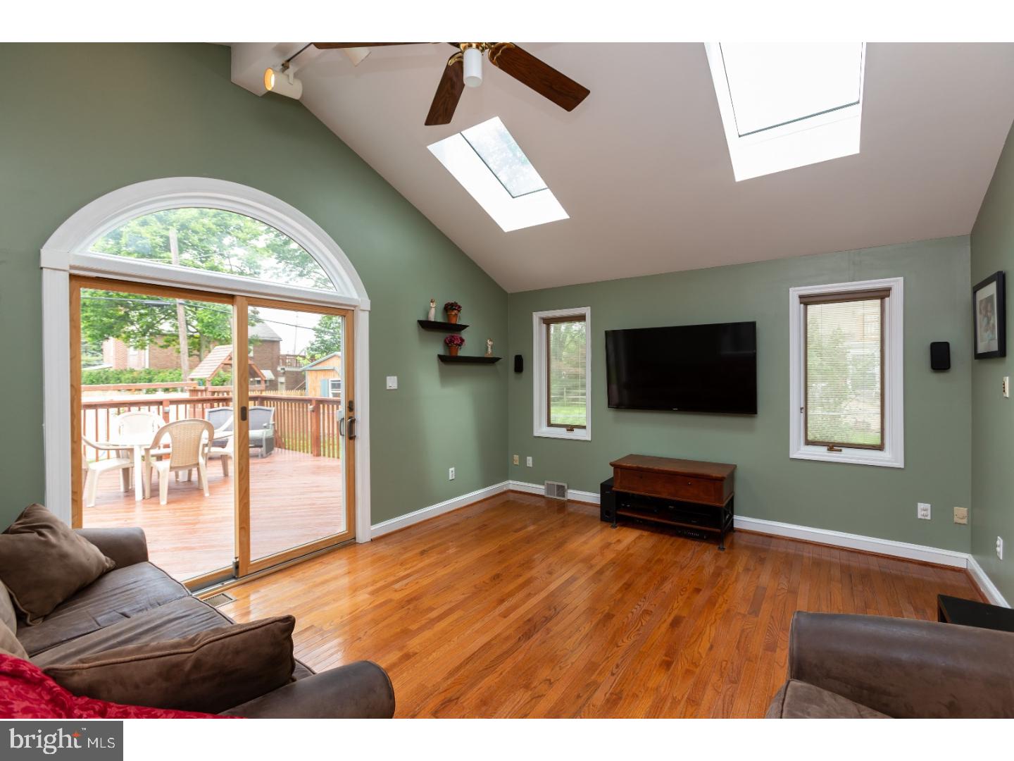 317 Fairview Road Springfield, PA 19064 - Photo 13 of 25