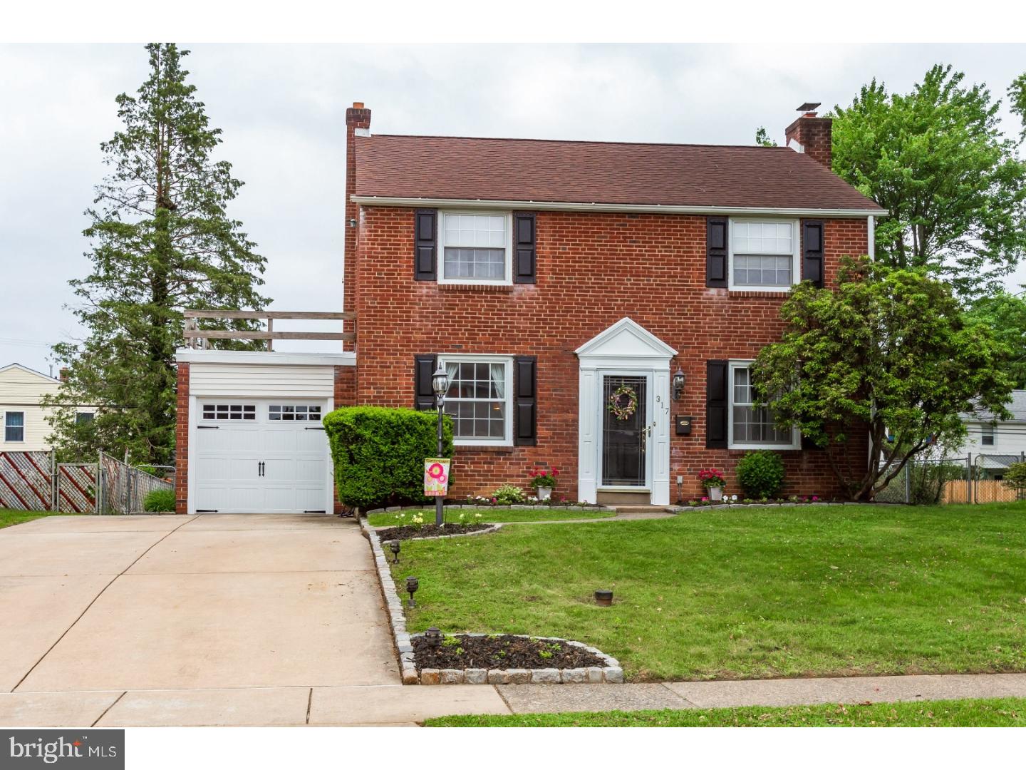 317 Fairview Road Springfield, PA 19064 - Photo 2 of 25