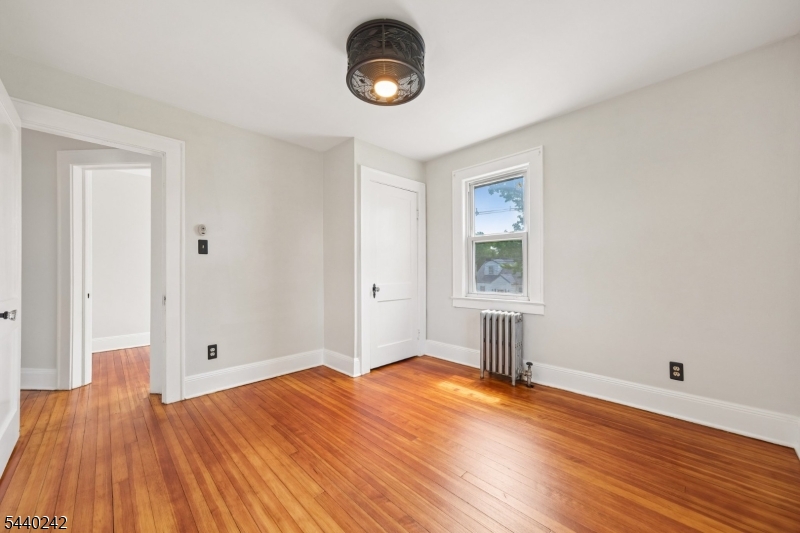 659 Raritan Road Cranford, NJ 07016 - Photo 17 of 36