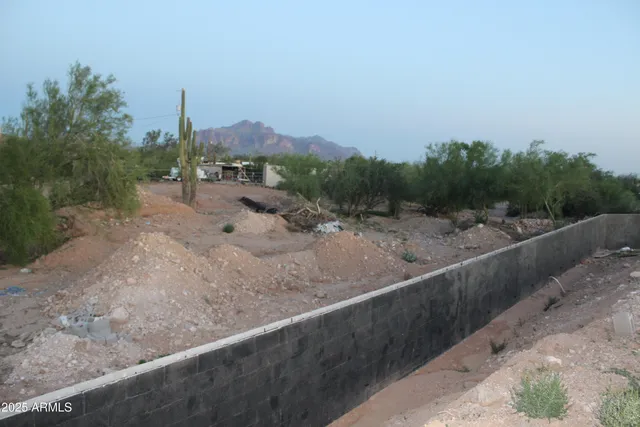 $350,000 | 4905 North Delaware Drive, Unit 10011032D, Apache Junction, AZ 85120