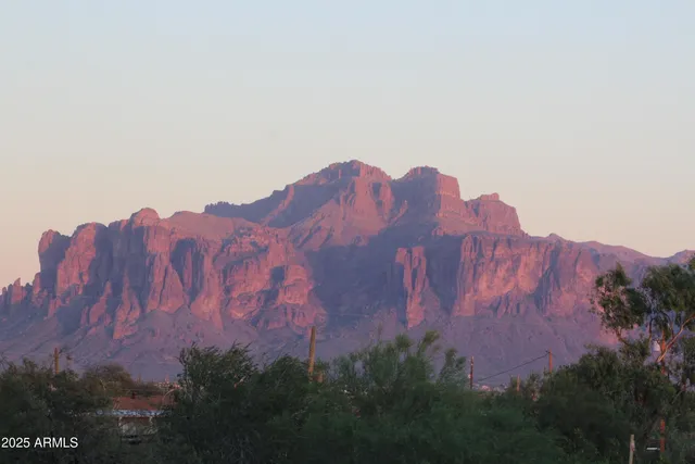 $350,000 | 4905 North Delaware Drive, Unit 10011032D, Apache Junction, AZ 85120