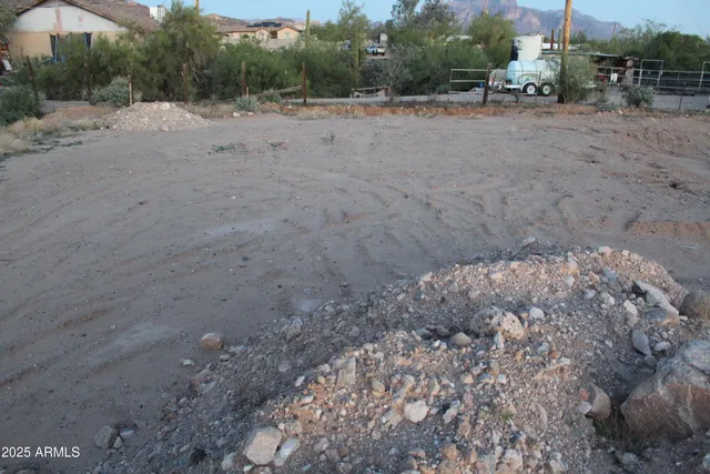 $350,000 | 4905 North Delaware Drive, Unit 10011032D, Apache Junction, AZ 85120