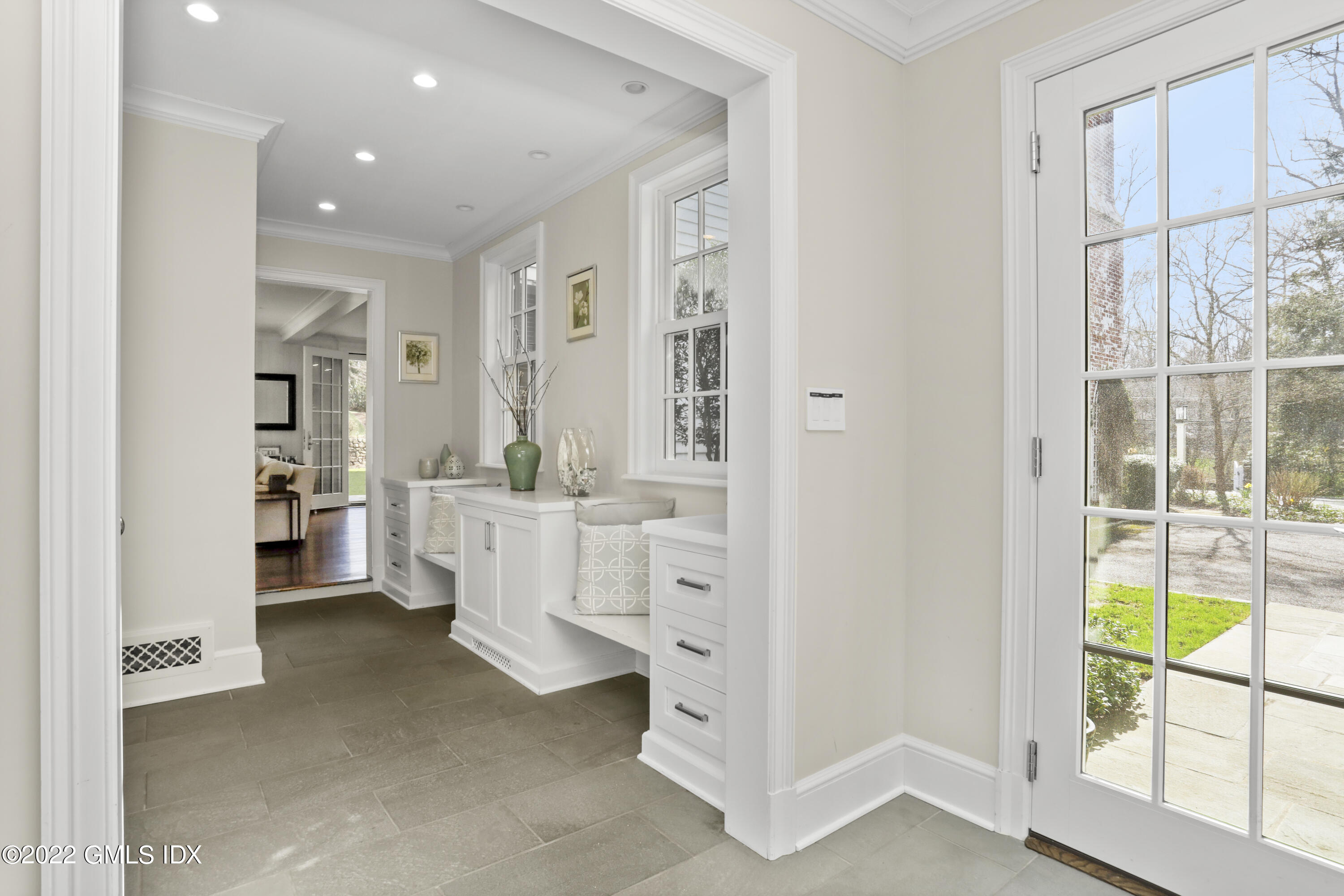 99 Husted Lane Greenwich, CT 06830 - Photo 19 of 27 a bathroom with a double vanity sink and tub