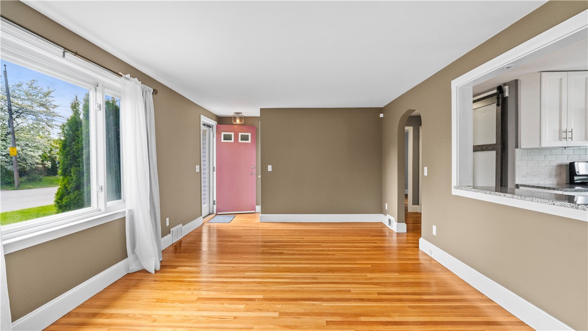 339 George Arden Avenue Warwick, RI 02886 - Photo 8 of 42