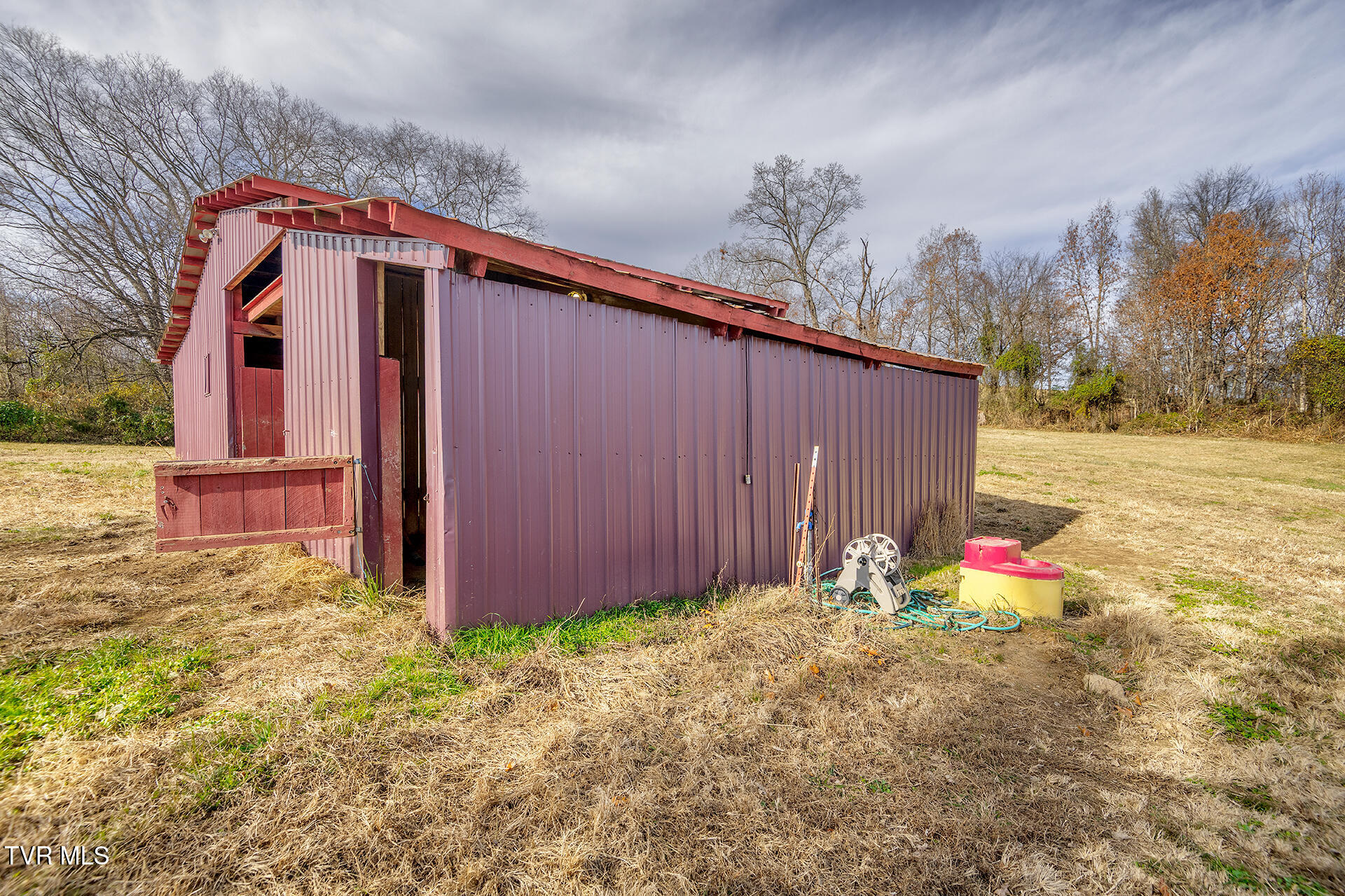 4120 West Allens Bridge Road Greeneville, TN 37743 - Photo 27 of 47 Four Stall Barn