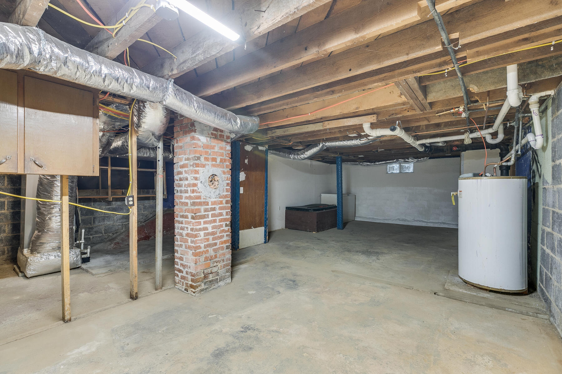 2037 Dave Buck Road Johnson City, TN 37601 - Photo 34 of 49 034