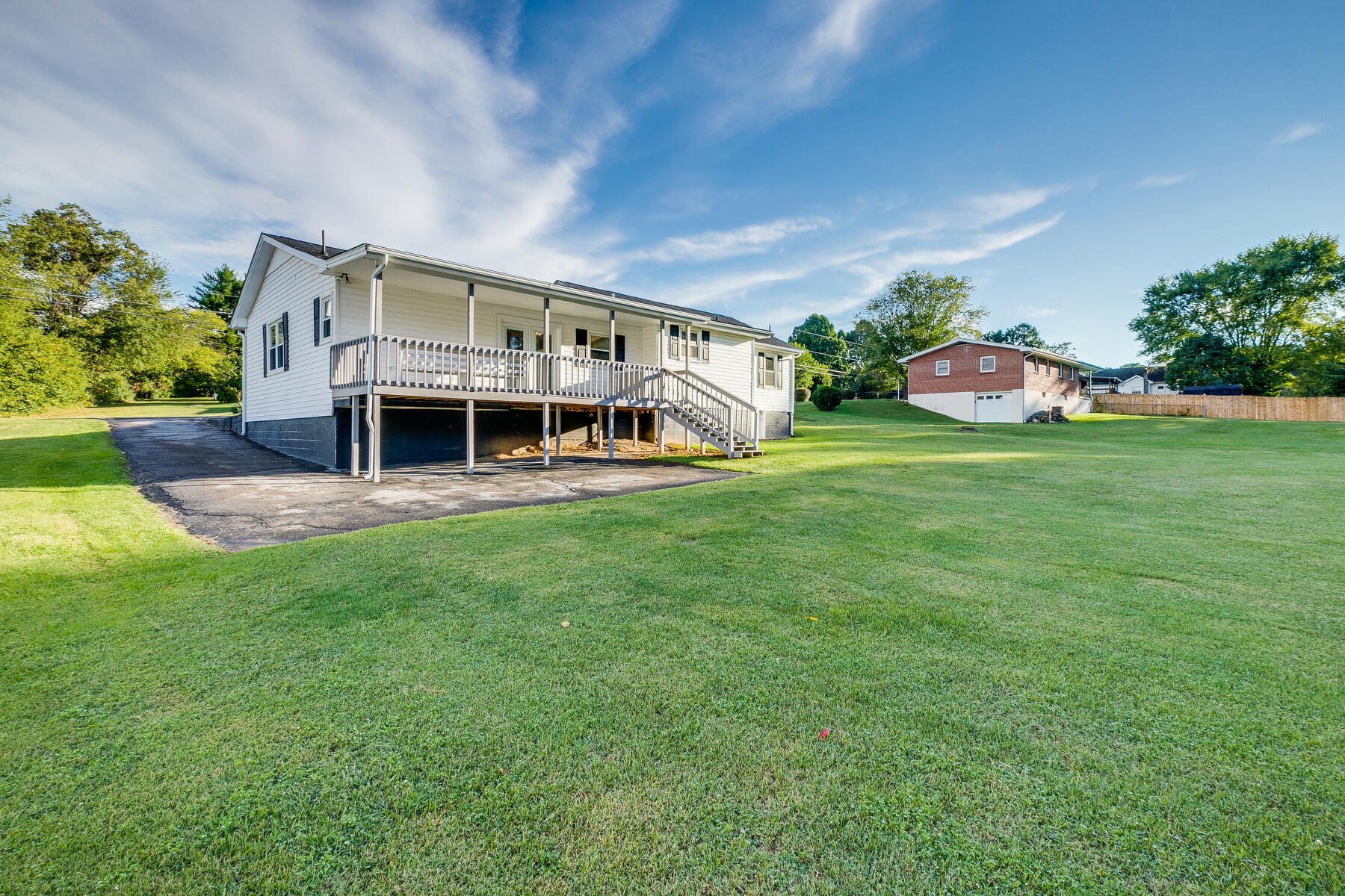 2037 Dave Buck Road Johnson City, TN 37601 - Photo 41 of 49 041