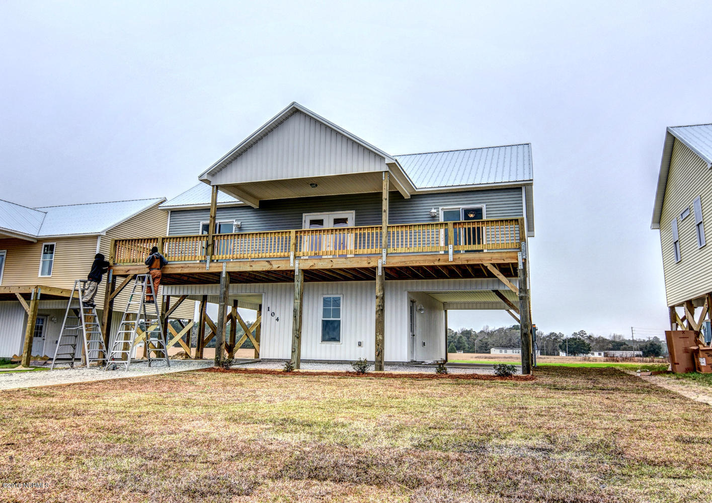 112 Shell Rock Lane Hubert, NC 28539 - Photo 1 of 31 104 Shell Rock Ln Hubert NC-large-001-44