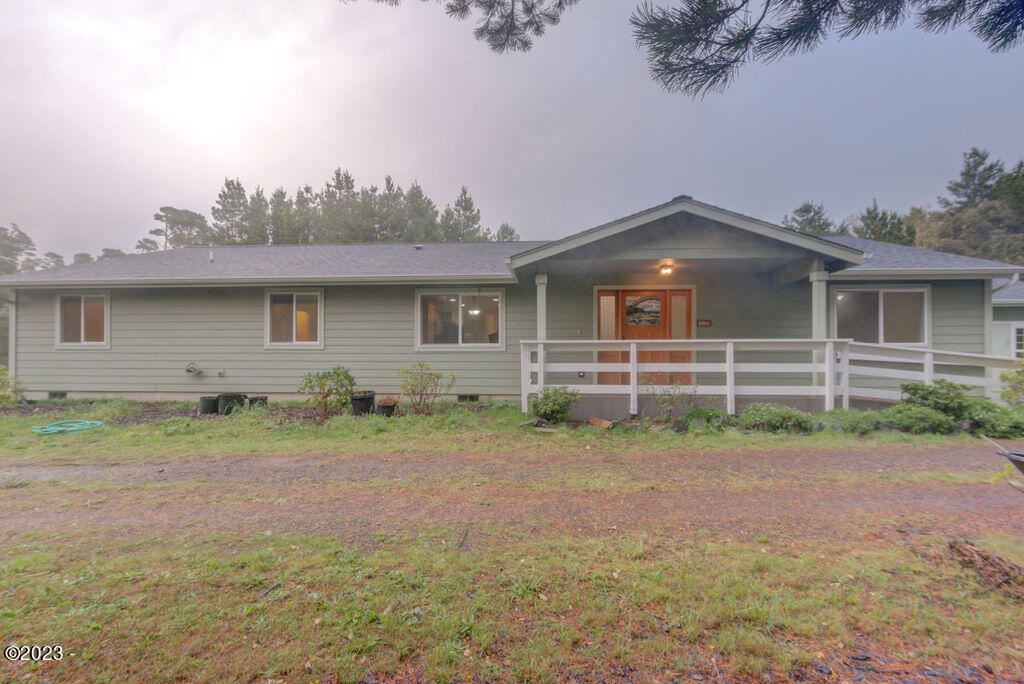 5235 Heceta Beach Road Florence, OR 97439 - Photo 1 of 25 Front