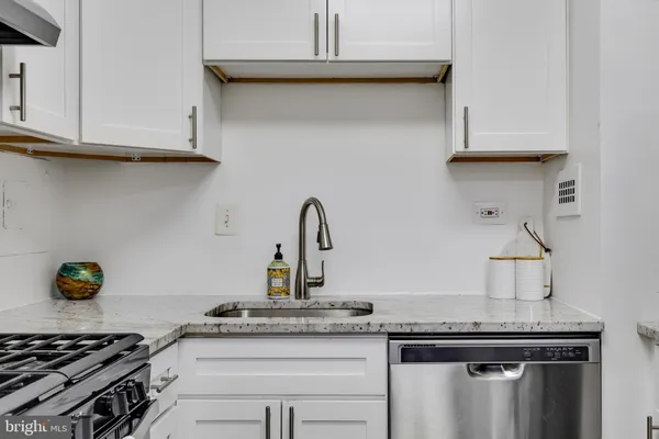 $279,900 | 2030 North Adams Street, Unit 303, Arlington, VA 22201
