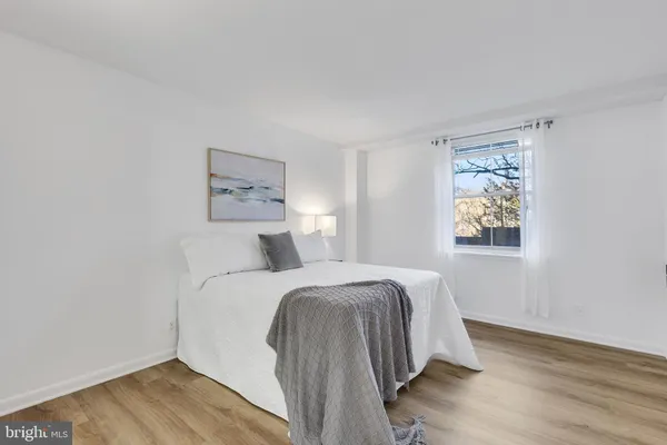 $279,900 | 2030 North Adams Street, Unit 303, Arlington, VA 22201