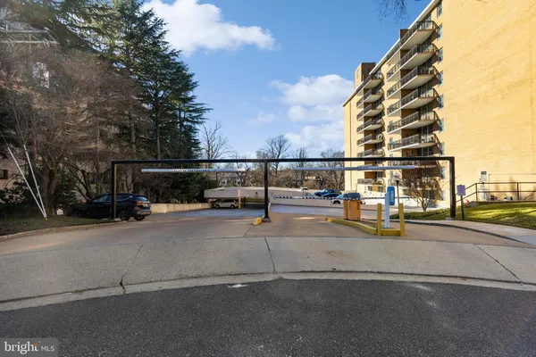 $279,900 | 2030 North Adams Street, Unit 303, Arlington, VA 22201