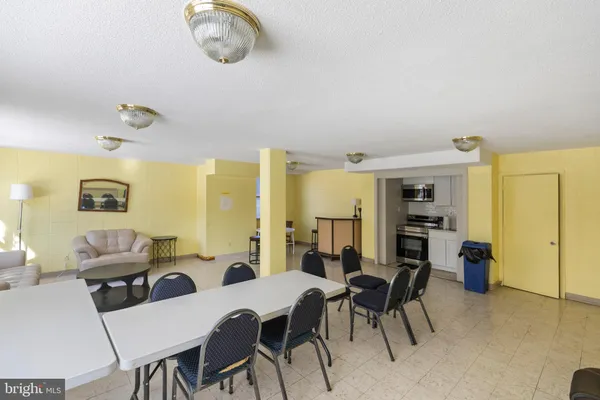$279,900 | 2030 North Adams Street, Unit 303, Arlington, VA 22201