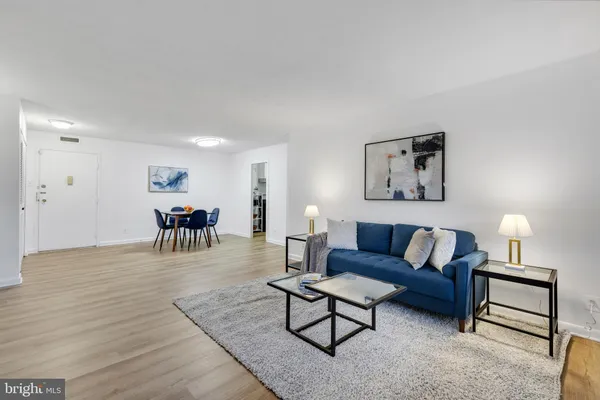 $279,900 | 2030 North Adams Street, Unit 303, Arlington, VA 22201