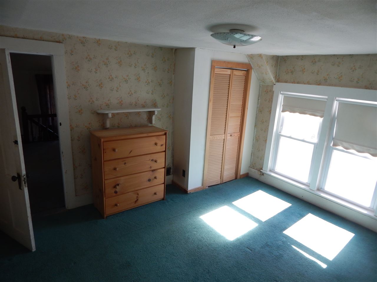 99 Southridge Street Springfield, VT 05156 - Photo 15 of 23 Gallery Image 15