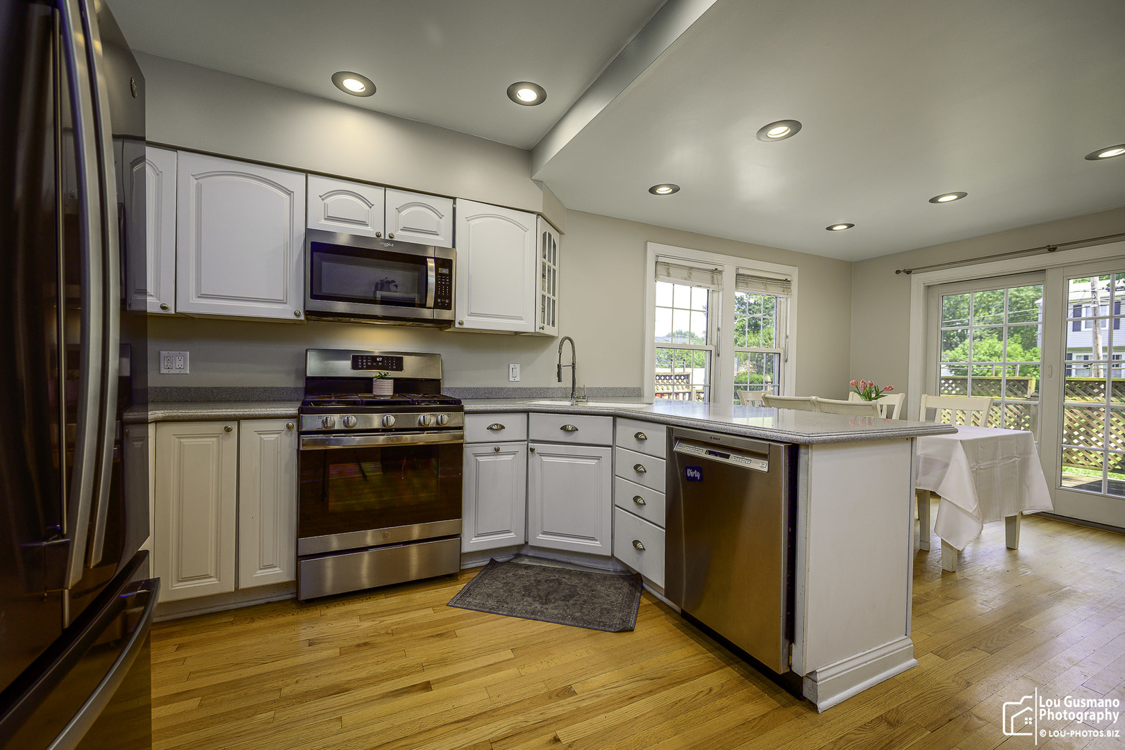 331 East Indiana Street Wheaton, IL 60187 - Photo 11 of 27 Gallery Image 11
