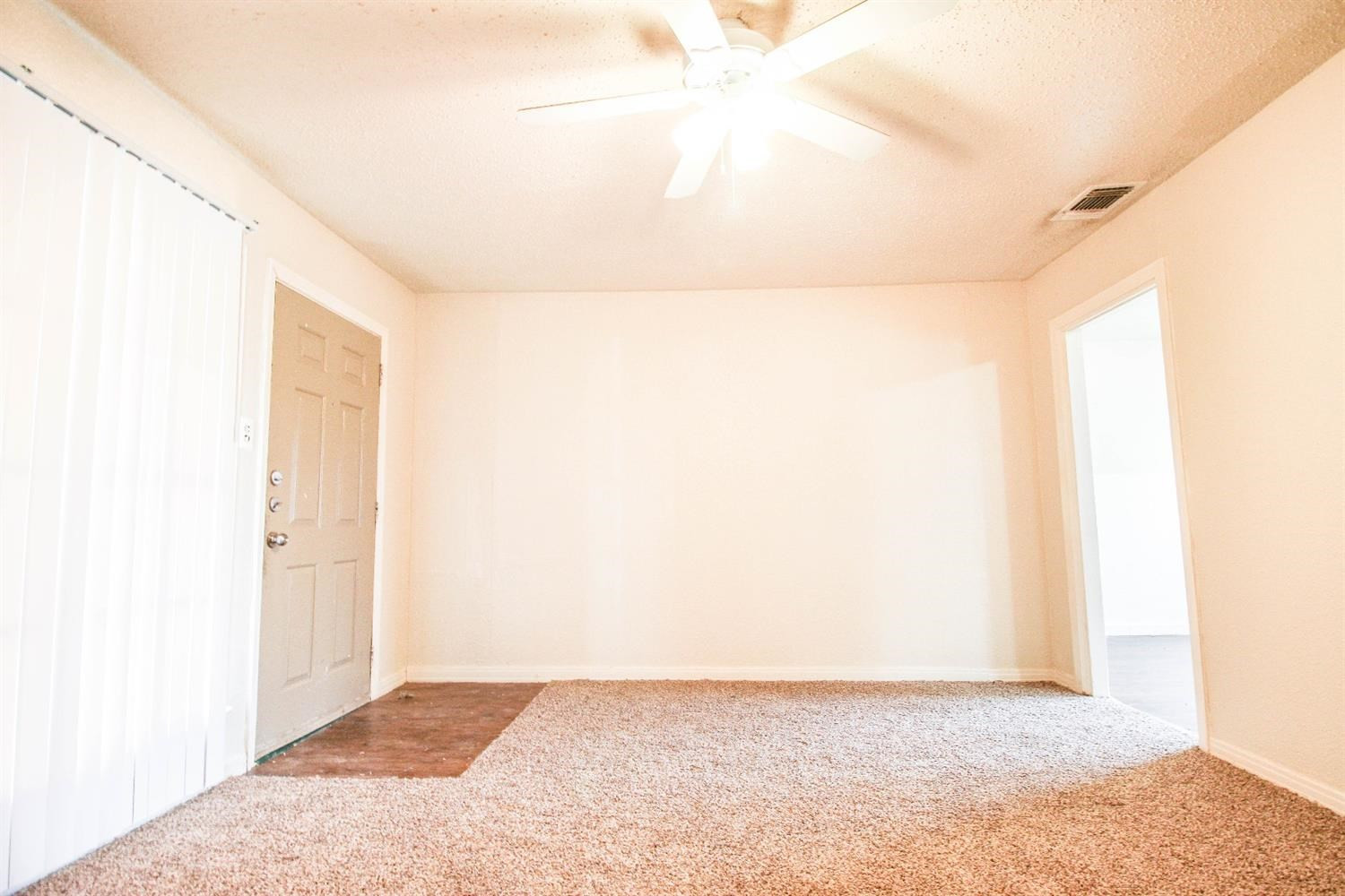 2004 49th Street Lubbock, TX 79412 - Photo 8 of 11 Photo 8