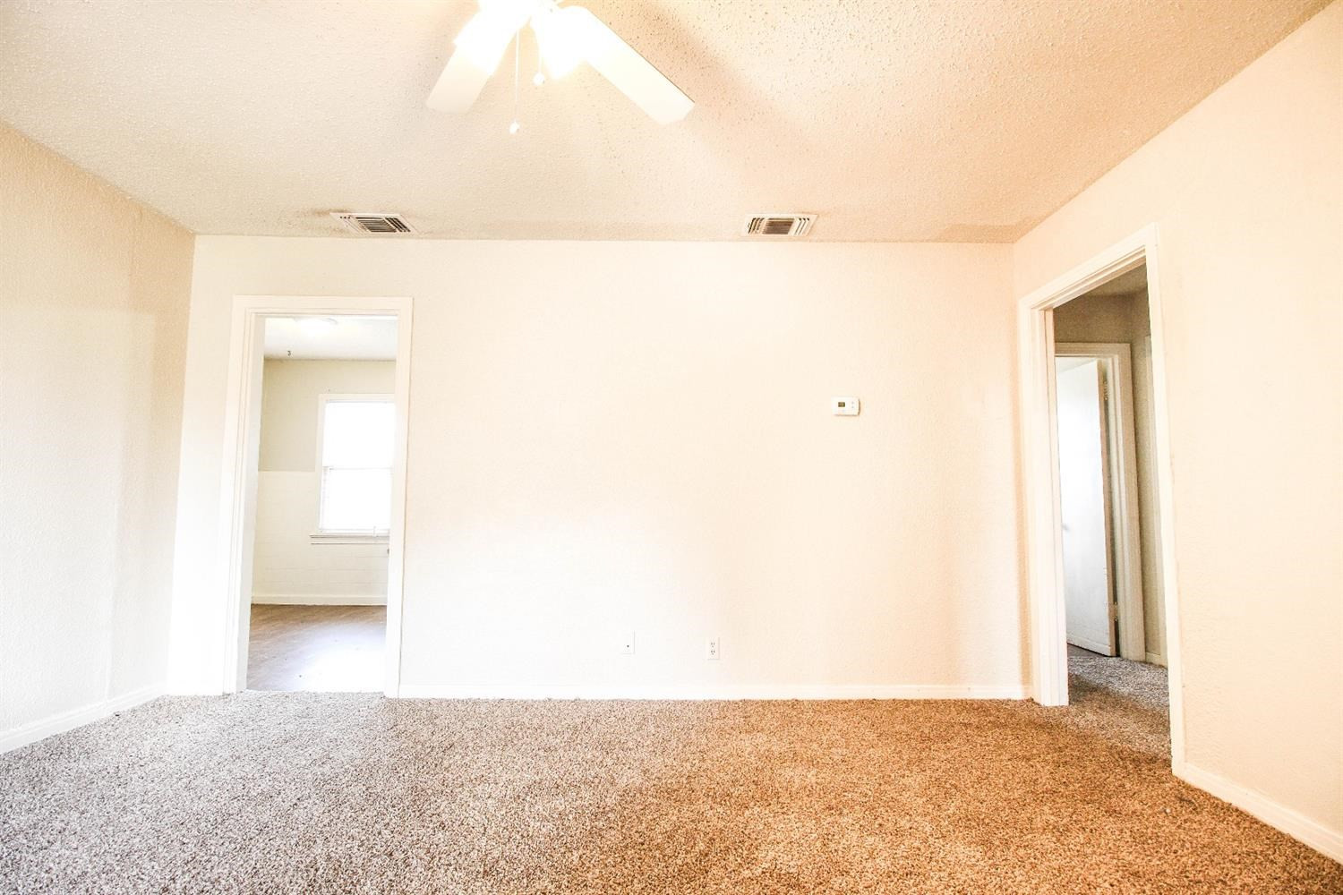 2004 49th Street Lubbock, TX 79412 - Photo 9 of 11 Photo 9