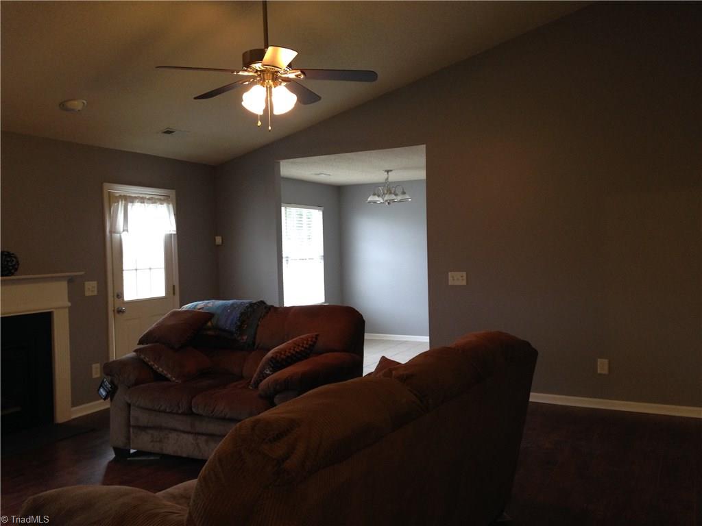 5504 Jason Road Greensboro, NC 27405 - Photo 8 of 10 Gallery Image 8