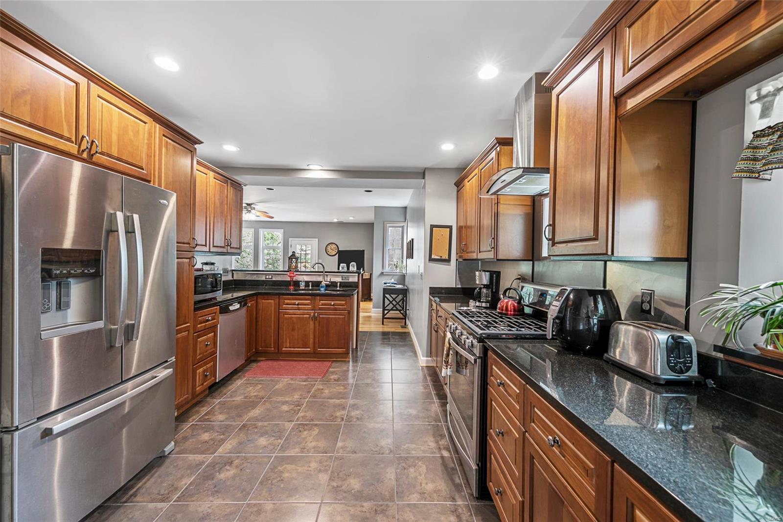 10 Hillard Road St. Louis, MO 63122 - Photo 7 of 53 Gallery Image 7