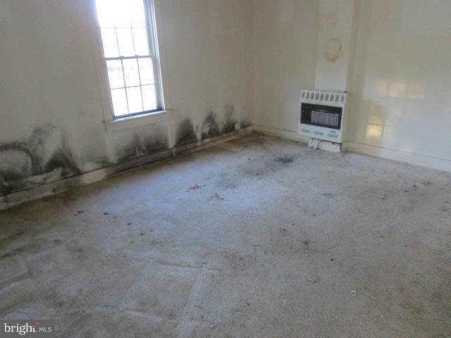 17987 Monrovia Road Orange, VA 22960 - Photo 8 of 12 Living Room